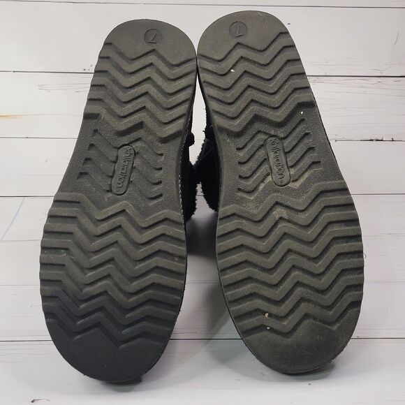 Xhilaration Karenza black suede button up boots size 7 - Picture 4 of 8